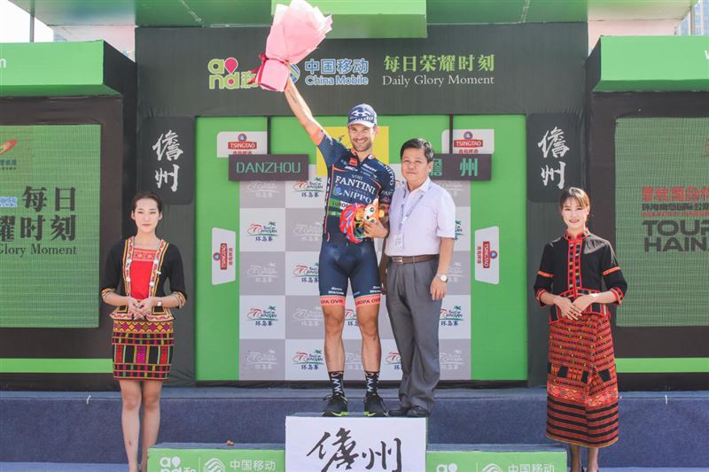 Combative Prize